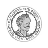 Image of 5 pounds coin - Queen Elizabeth The Queen Mother memorial issue | United Kingdom 2002.  The Copper–Nickel (CuNi) coin is of BU quality.